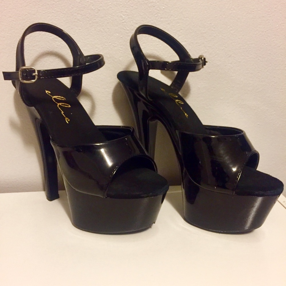 Ellie 6” Platform Black Sweetheart Heels